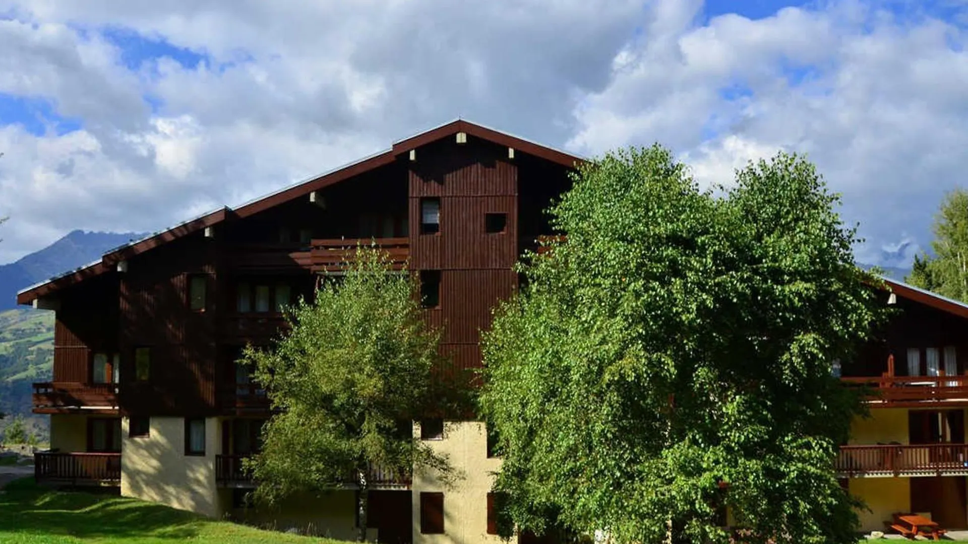 Duplex Renove 8 Pers. A 3 Min Des Pistes Avec Balcon Et Parking Gratuit - Fr-1-329-94 Apartment La Plagne-Tarentaise